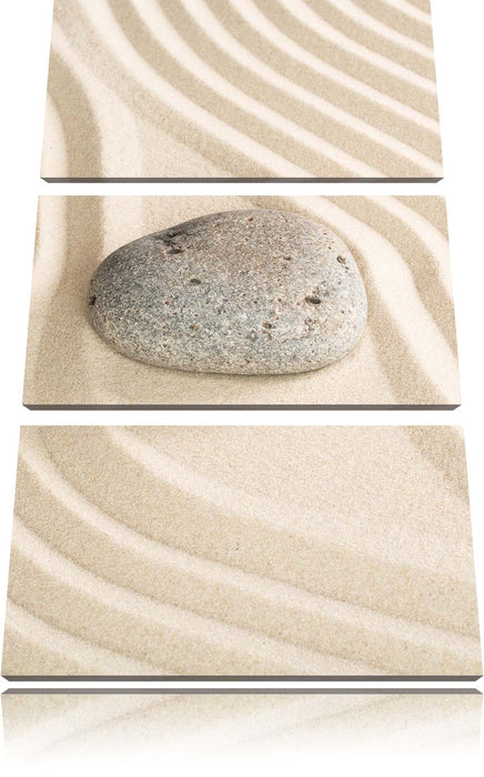 Stein im Sandmuster Leinwandbild 3 Teilig