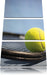 Tennischläger mit Bällen Leinwandbild 3 Teilig