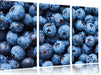 Blaubeeren mit Wassertropfen Leinwandbild 3 Teilig