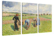 Camille Pissarro - PAYSANNES RAMASSANT DES HERBES ÉRAG Leinwanbild 3Teilig