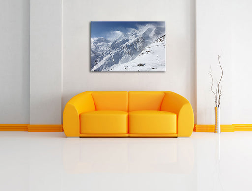 schneebedeckte Berggipfel Leinwandbild über Sofa