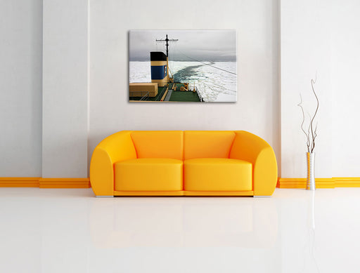 riesiges Schiff in Eisdecke Leinwandbild über Sofa