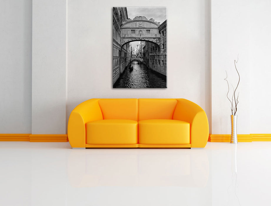 Romantischer Kanal in Venedig Leinwandbild über Sofa