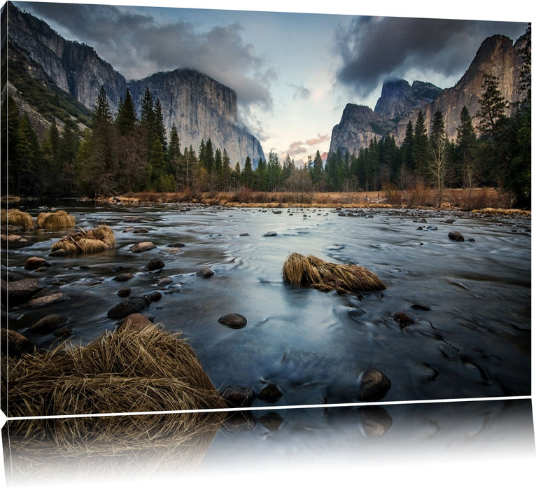 Pixxprint Seichter Fluss im Herbst, Leinwandbild