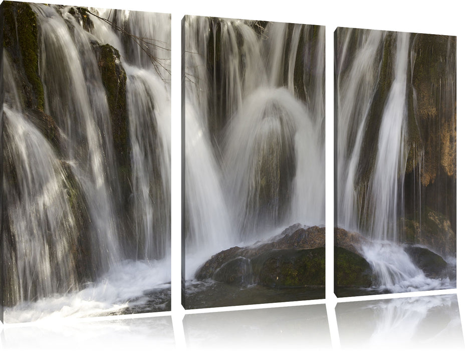 kleine Wasserfälle Leinwandbild 3 Teilig
