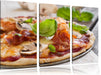 Pizza mit Schinken und Pilzen Leinwandbild 3 Teilig