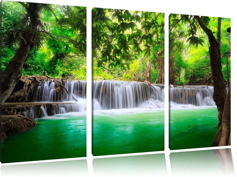 Kleiner Wasserfall im Dschungel Leinwandbild 3 Teilig