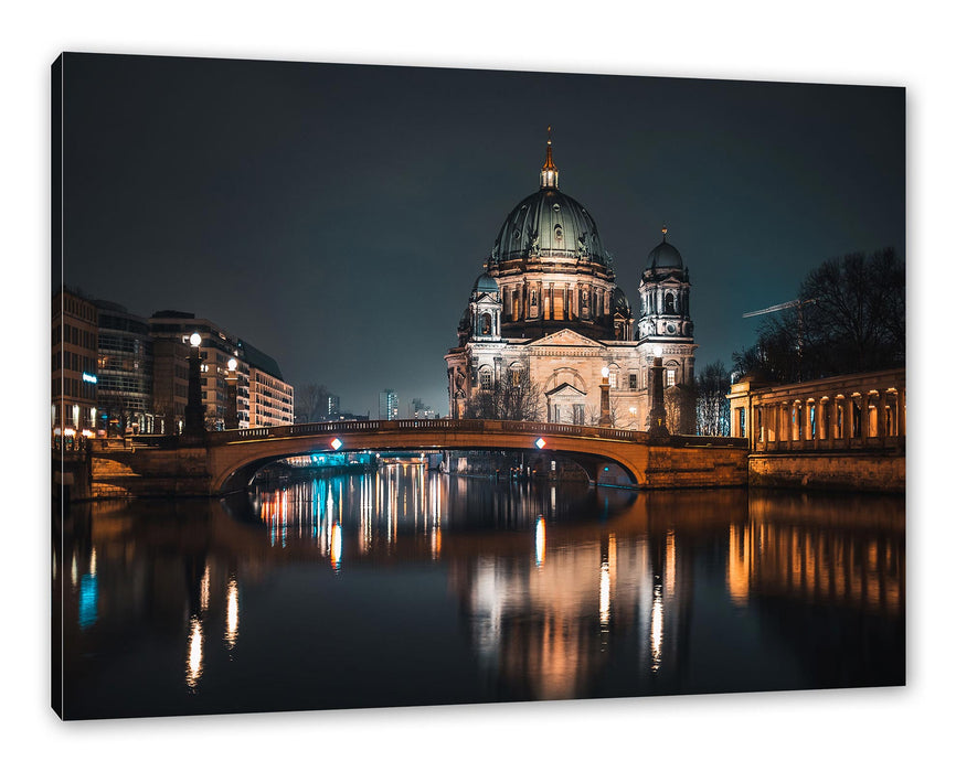 Pixxprint Berliner Dom an der Spree bei Nacht, Leinwandbild