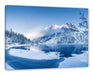 Winterlandschaft mit gefrorenem Bergsee Leinwanbild Rechteckig