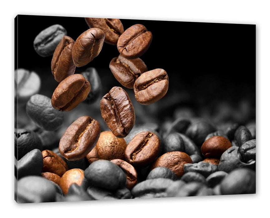 Pixxprint Nahaufnahme fallende Kaffeebohnen B&W Detail, Leinwandbild