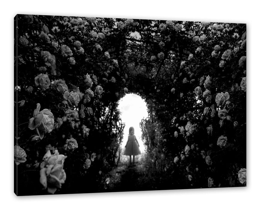 Pixxprint Kleines Mädchen in Rosentunnel, Monochrome, Leinwandbild