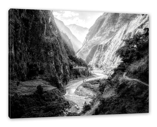 Fluss schlängelt sich durch Bergtal, Monochrome Leinwanbild Rechteckig