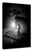 Frau mit Fackel steigt aus Buch, Monochrome Leinwanbild Rechteckig