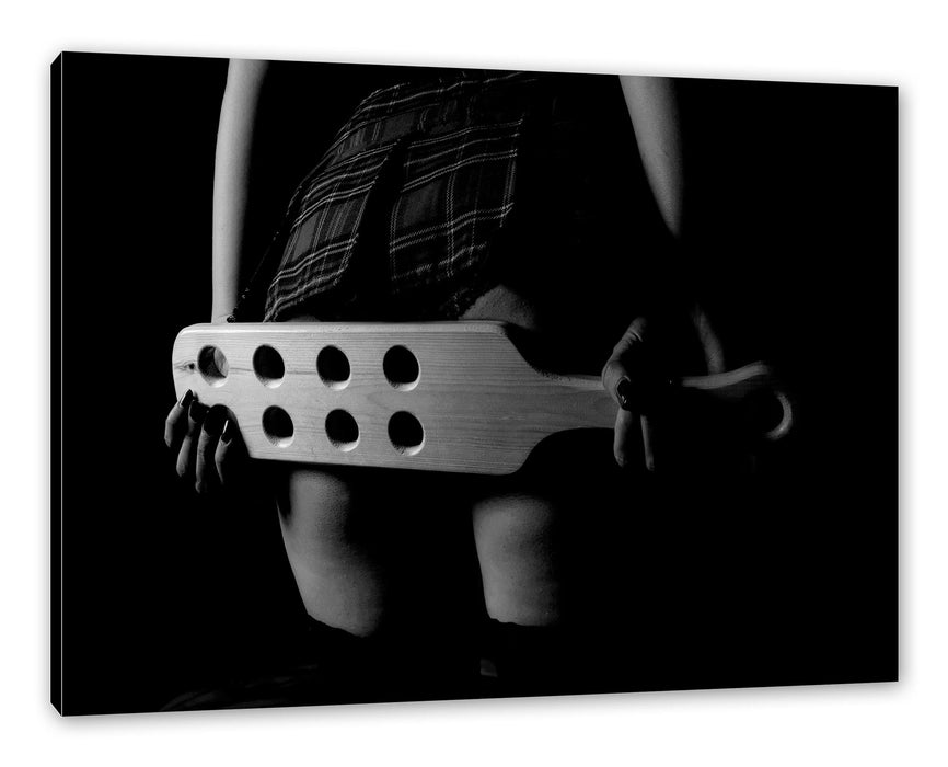 Pixxprint Frau im Schulmädchen-Rock mit Paddel, Monochrome, Leinwandbild