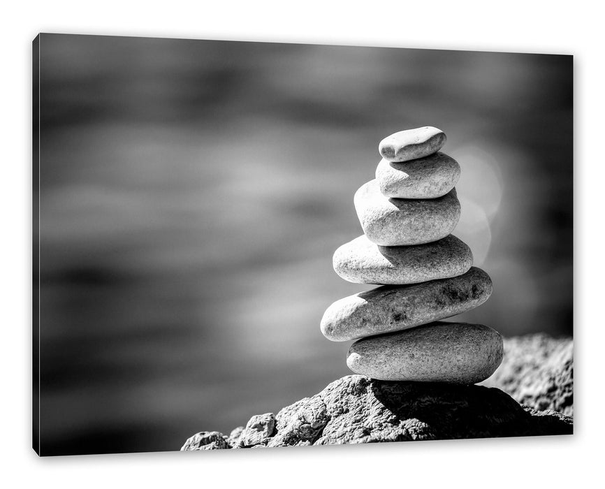 Pixxprint Steinpyramide am Strand, Monochrome, Leinwandbild