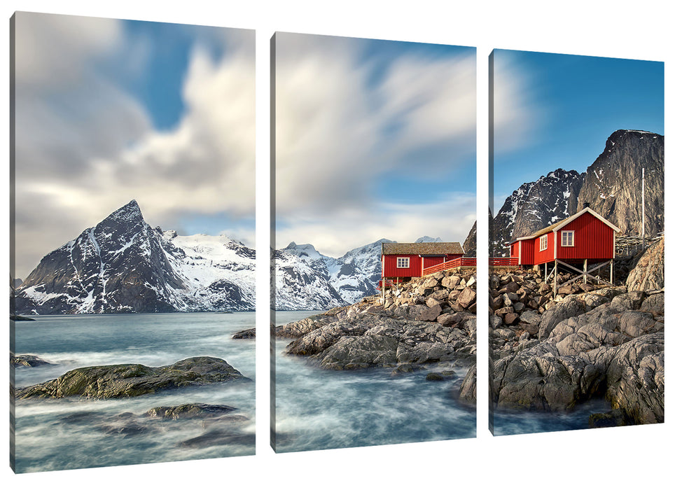 Einsames rotes Haus am Meer in Norwegen Leinwanbild 3Teilig