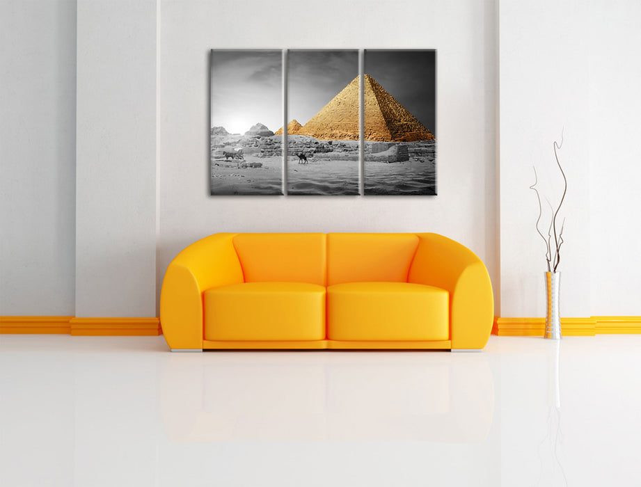 Pyramiden in Ägypten bei Sonnenuntergang B&W Detail Leinwanbild Wohnzimmer 3Teilig