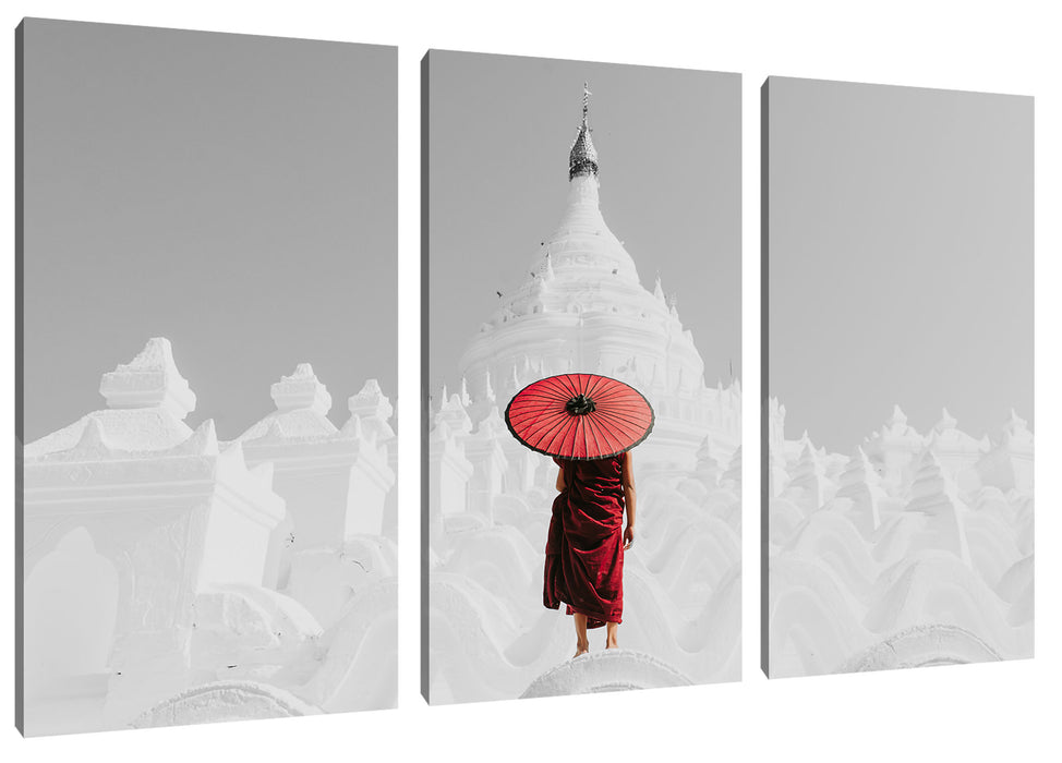 Mönch in rotem Gewand vor weißem Tempel B&W Detail Leinwanbild 3Teilig