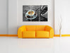Espressotasse mit Kaffeebohnen B&W Detail Leinwanbild Wohnzimmer 3Teilig
