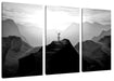 Einsame Frau auf Felszug Anbetung, Monochrome Leinwanbild 3Teilig