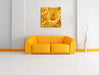 Wunderschöne gelbe Blüten Leinwandbild Quadratisch über Sofa