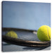 Tennischläger mit Bällen Leinwandbild Quadratisch