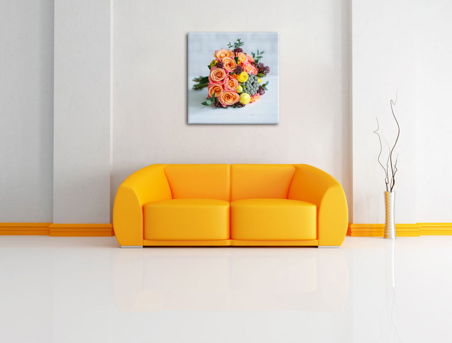 Romantischer Blumenstrauß Leinwandbild Quadratisch über Sofa