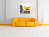 Genussvoller Kräutertee Leinwandbild Quadratisch über Sofa