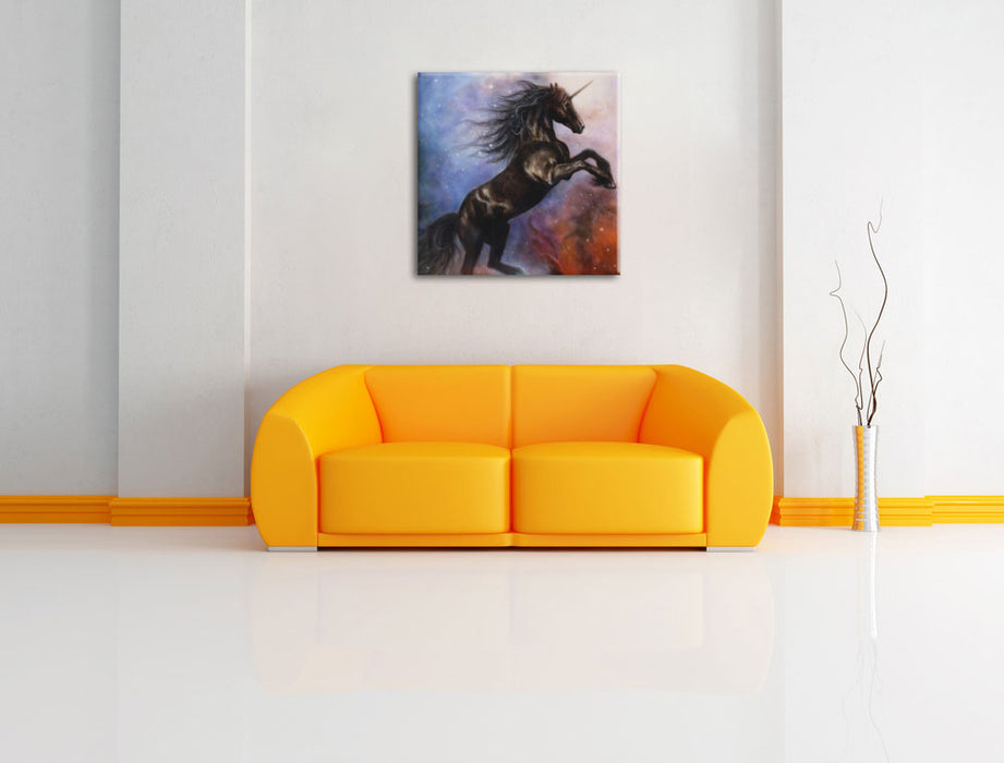 Traumhaftes schwarzes Einhorn Leinwandbild Quadratisch über Sofa