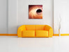 Loch mit Farbkontrasten Leinwandbild Quadratisch über Sofa