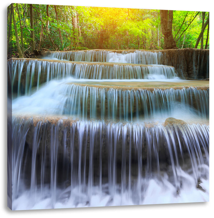 Wasserfall im Regenwald Leinwandbild Quadratisch