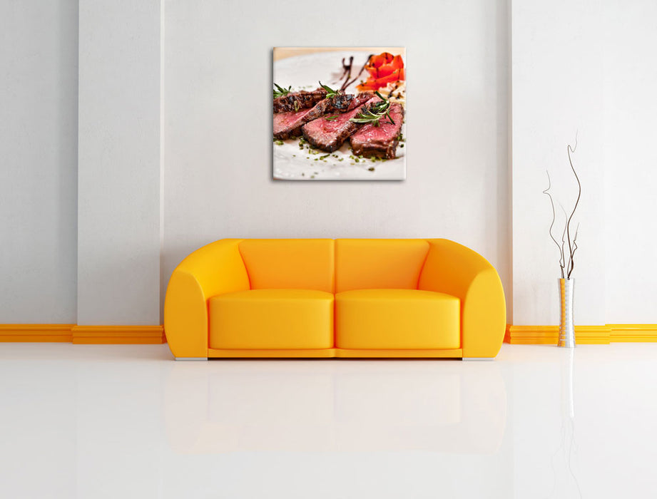 saftiges Carpaccio Leinwandbild Quadratisch über Sofa