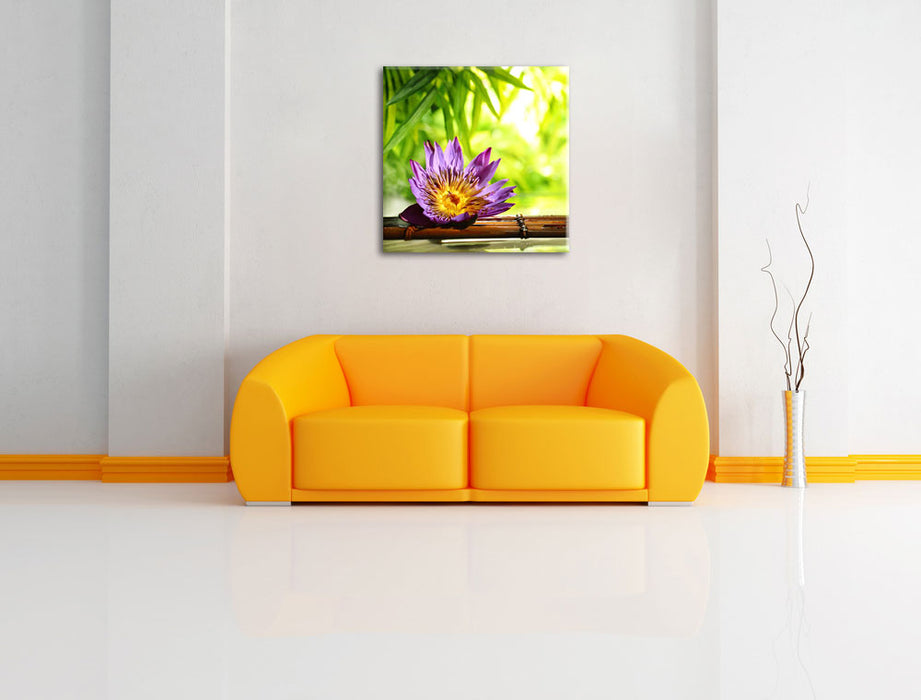 Seerose auf Bambus Wellness Leinwandbild Quadratisch über Sofa