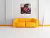 Wunderbarer Tulpenstrauß Leinwandbild Quadratisch über Sofa