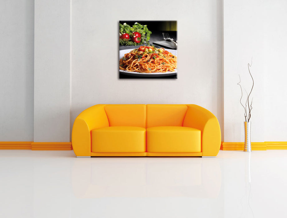 Leckere Spaghetti Italia Leinwandbild Quadratisch über Sofa