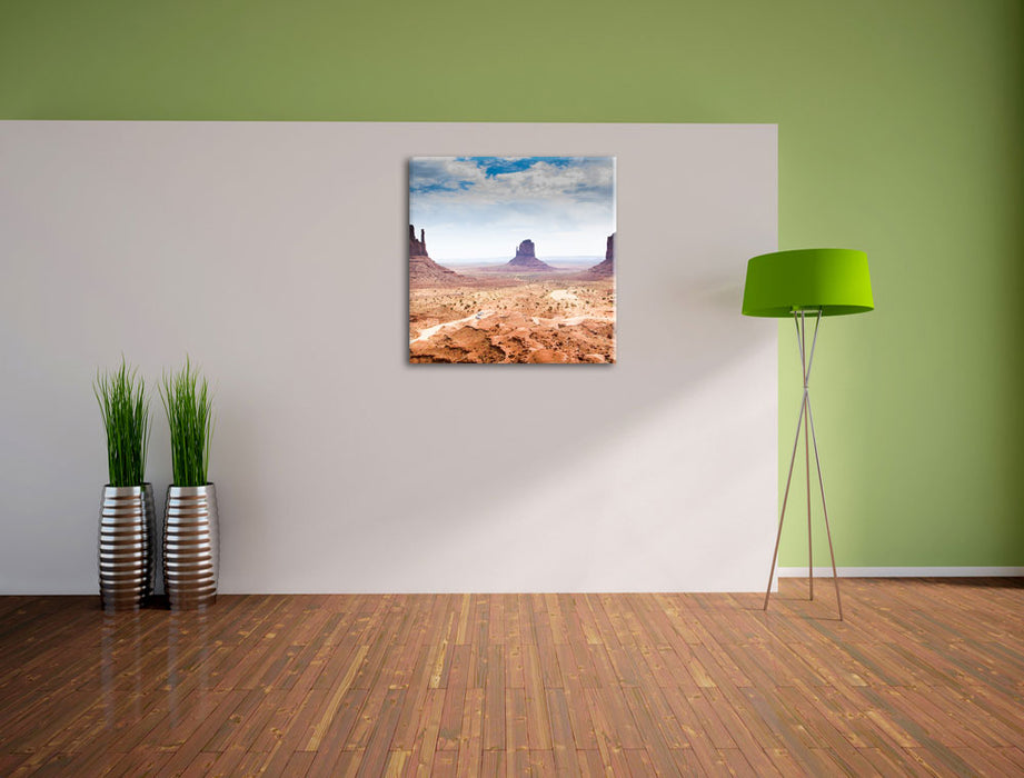 Monument Valley Leinwand Quadratisch im Flur