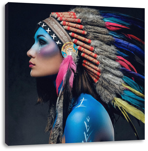 Frau mit buntem indianischen Kopfschmuck Leinwanbild Quadratisch
