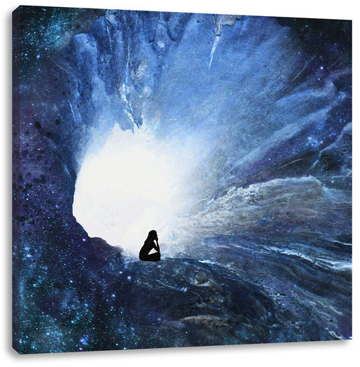 meditierende Frau vor Loch in Galaxie Leinwanbild Quadratisch