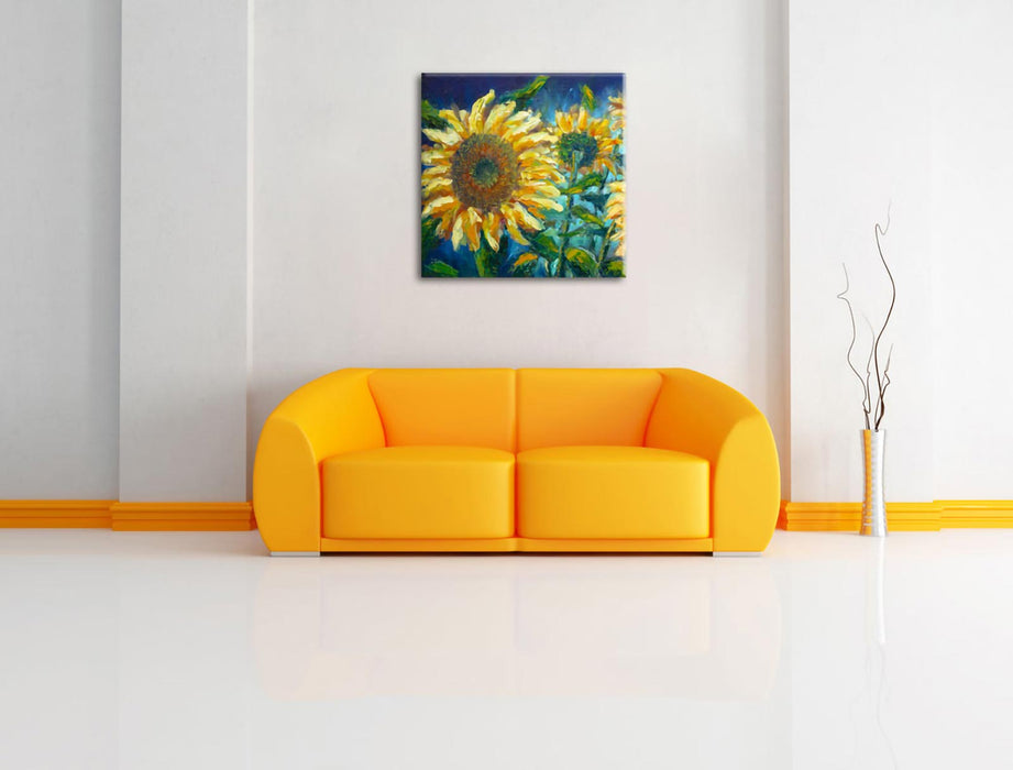 Sonnenblumen vor blauem Hintergrund Leinwanbild Wohnzimmer Quadratisch