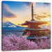 Japanischer Tempel zwischen Kirschblüten Leinwanbild Quadratisch