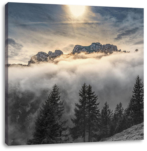 Aufsteigende Wolken in den Dolomiten B&W Detail Leinwanbild Quadratisch