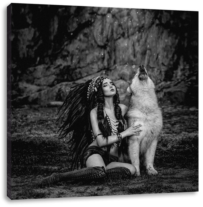 Indianische Frau und heulender Wolfshund, Monochrome Leinwanbild Quadratisch