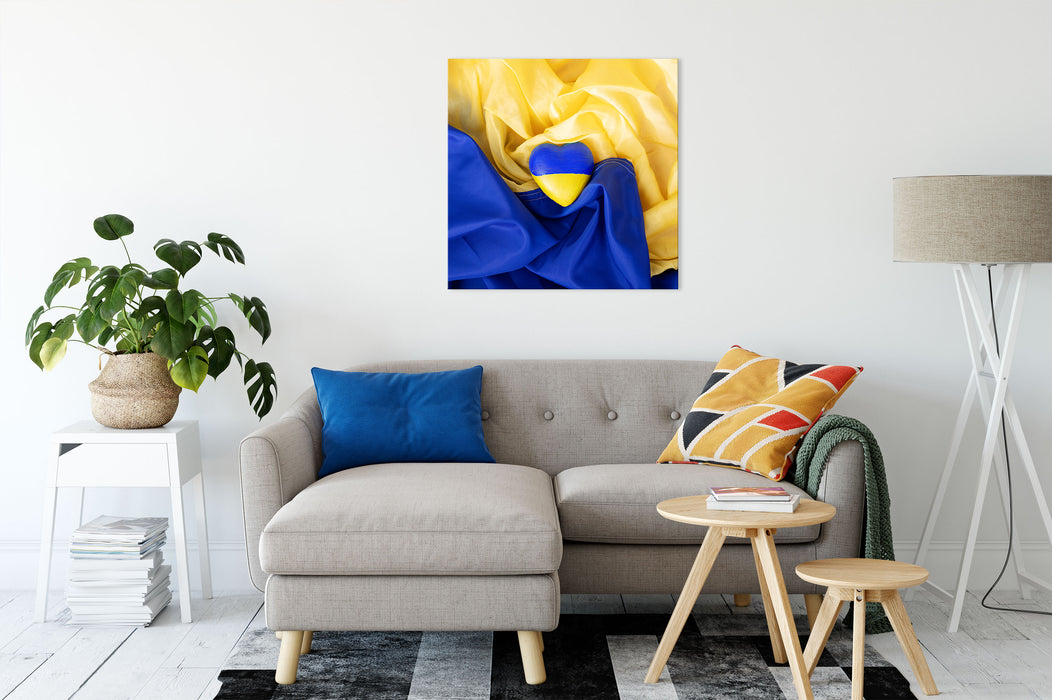 Herz mit Ukraine Flagge Leinwandbild Wohnzimmer Quadratisch