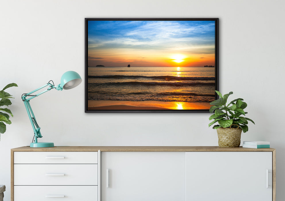 Strand Sonnenuntergang wunderschön auf Leinwandbild gerahmt verschiedene Größen im Wohnzimmer