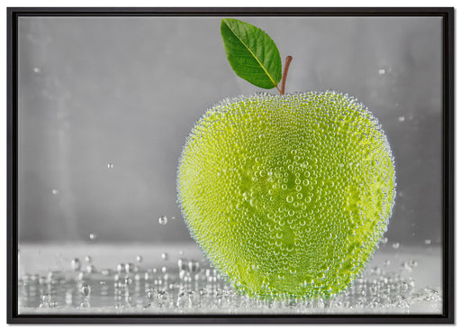 Grüner leckerer Apfel im Wasser auf Leinwandbild gerahmt Größe 100x70