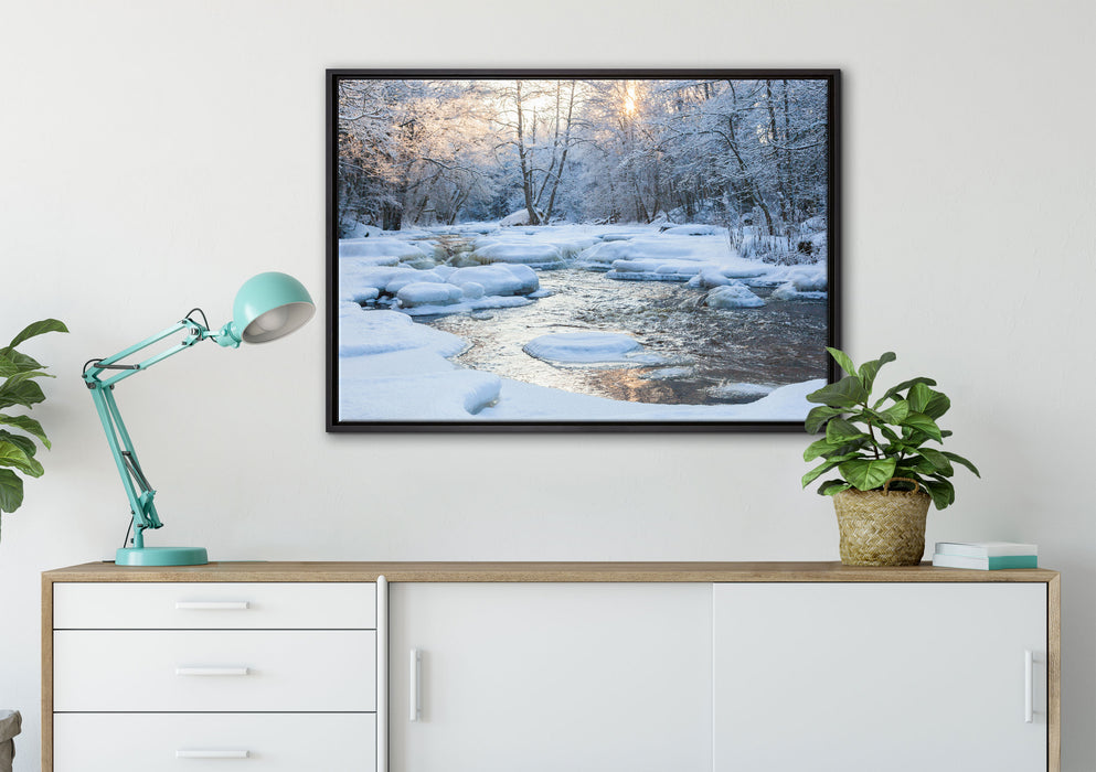 Bach in Winterlandschaft auf Leinwandbild gerahmt verschiedene Größen im Wohnzimmer