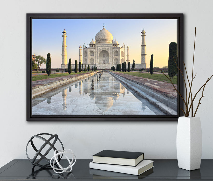 Taj Mahal auf Leinwandbild gerahmt mit Kirschblüten