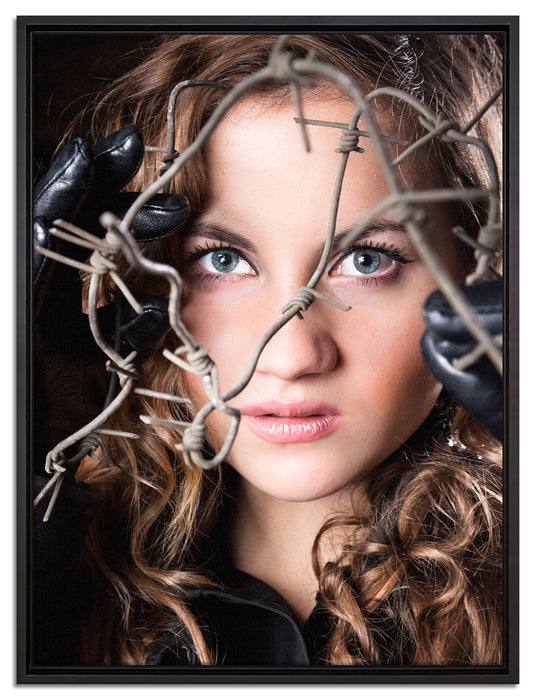 Sexy girl Stacheldraht auf Leinwandbild gerahmt Größe 80x60