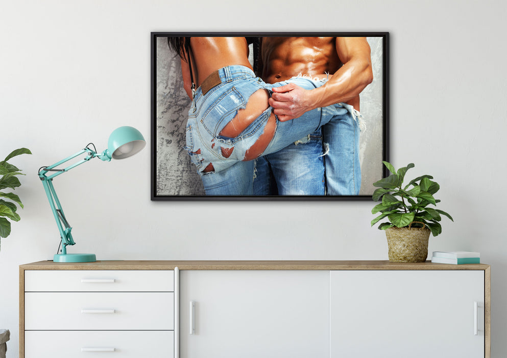 Sexy Pärchen Jeans auf Leinwandbild gerahmt verschiedene Größen im Wohnzimmer