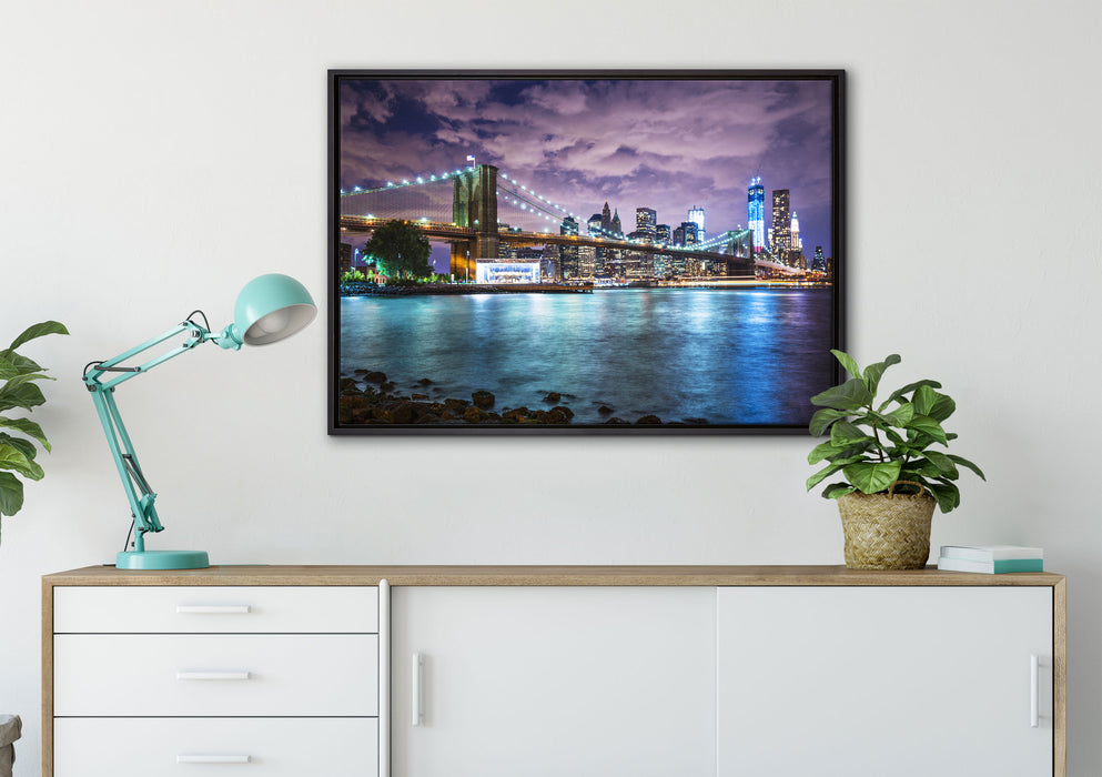 Skyline New York auf Leinwandbild gerahmt verschiedene Größen im Wohnzimmer